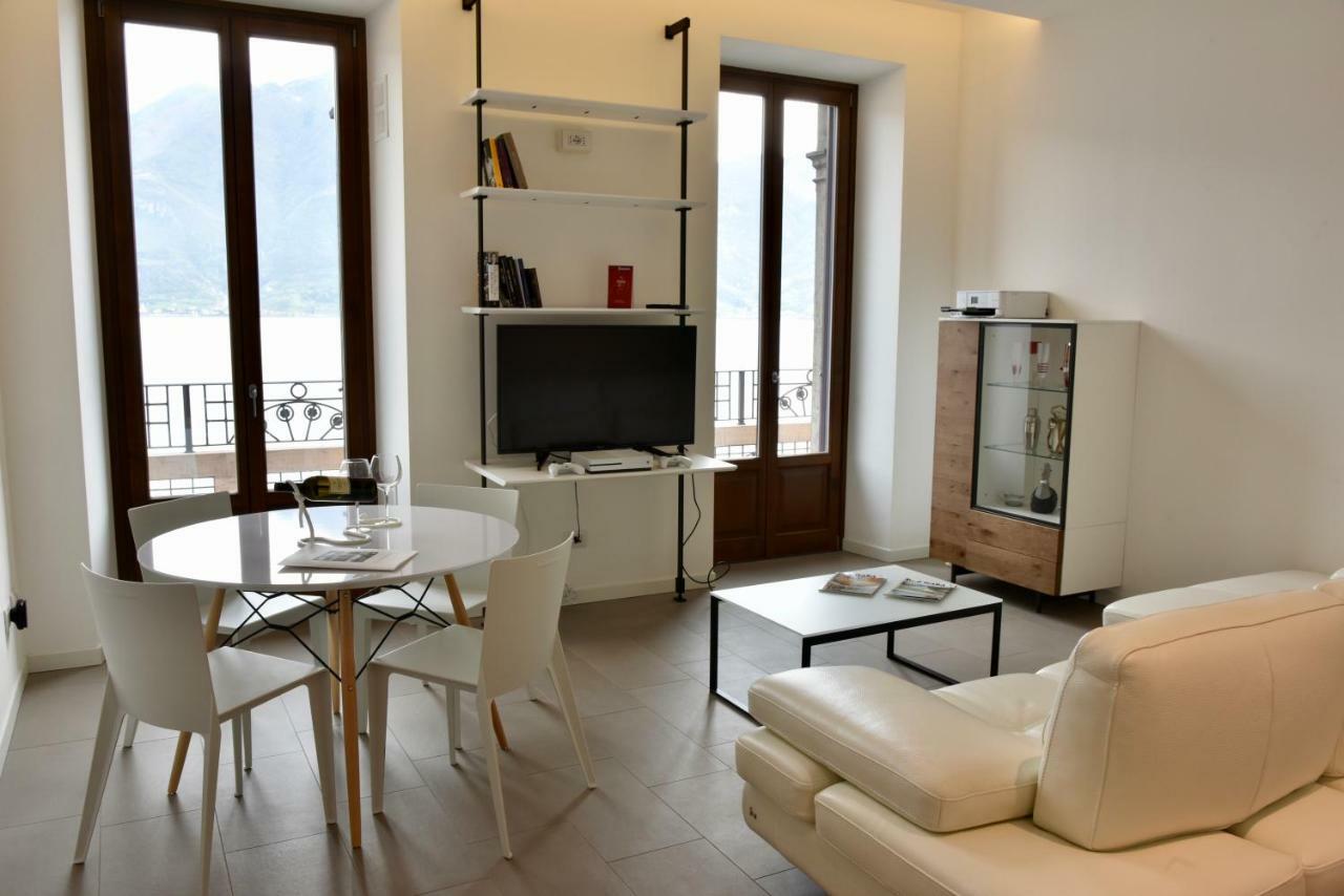 Stylish Lakefront House Lovere Ngoại thất bức ảnh
